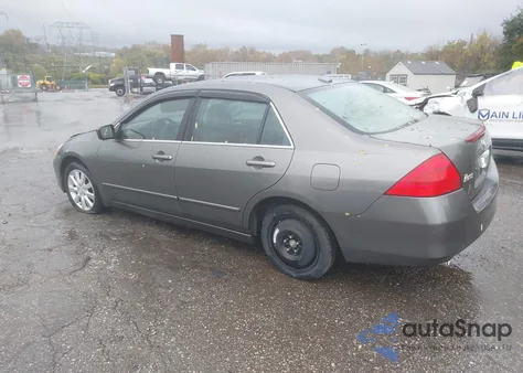 2006 Honda Accord 3.0 Ex from USA, damaged, VIN 1HGCM66596A027869